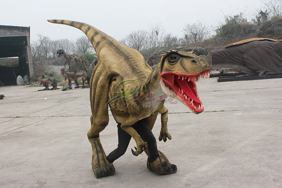 Flexibel Lek Realistisch die de Dinosauruskostuum van de Zonneschermdouane bij Wandelgalerij wordt getoond